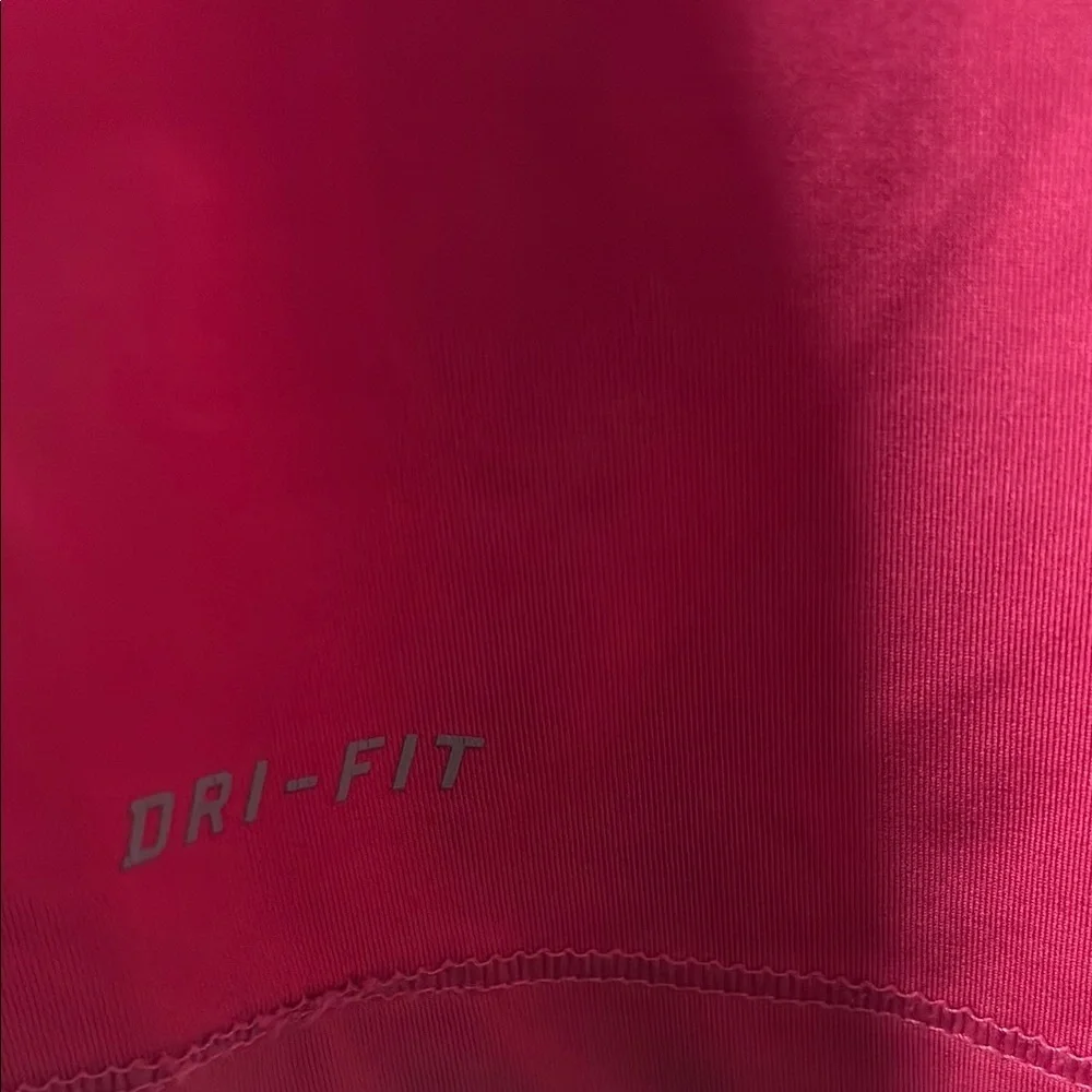Nike Dri-Fit Fitted Short Sleeve Tee